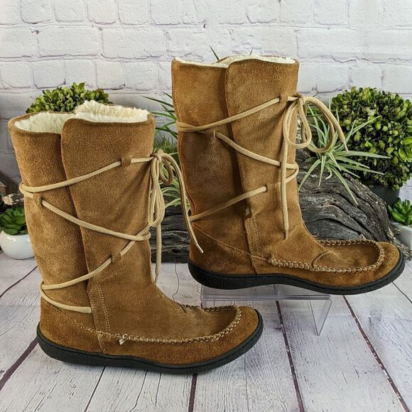 Tsonga Fleece Lined Leather Moc Style Boots - Picture 3 of 9